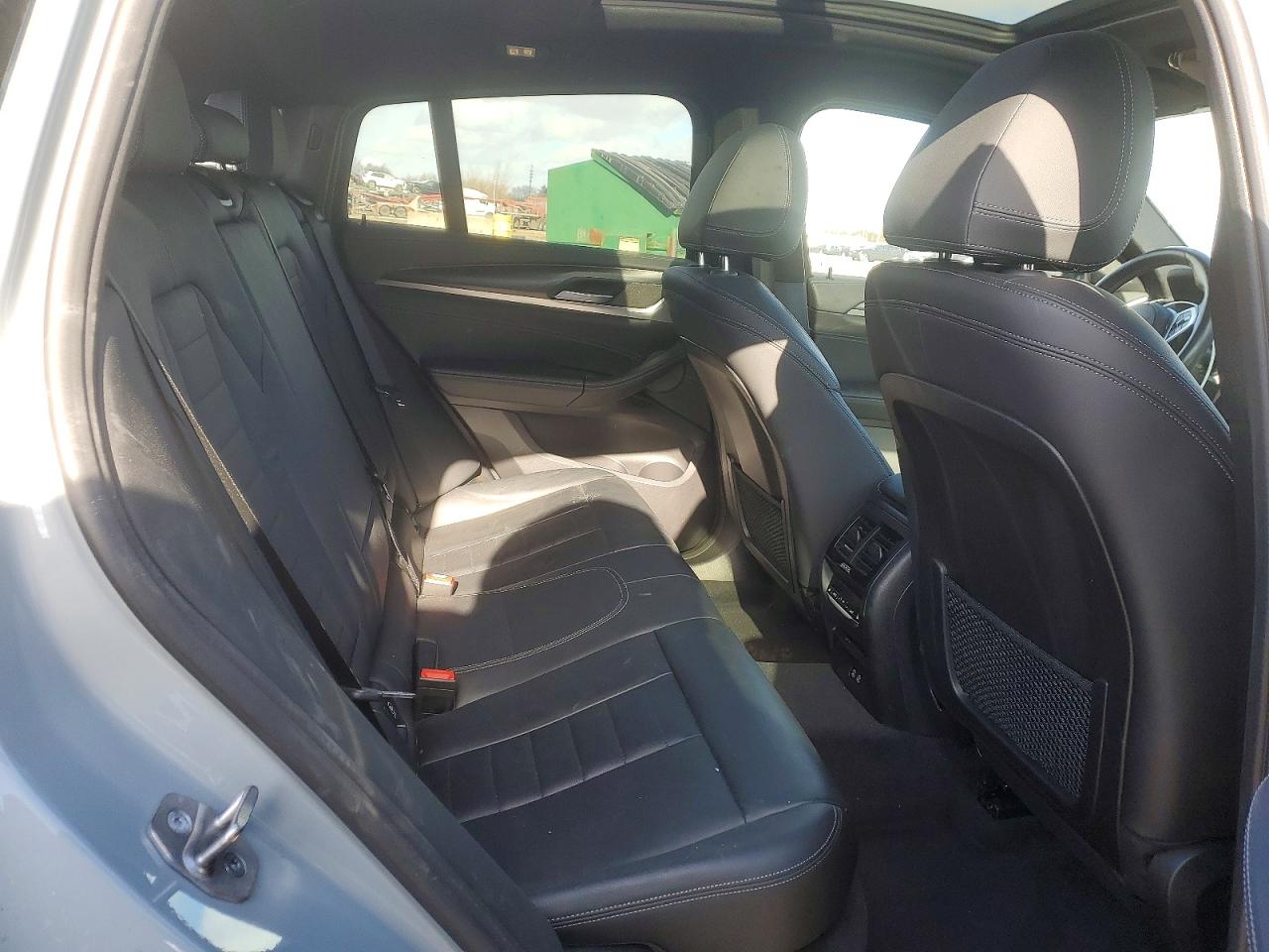 BMW X Series M40i