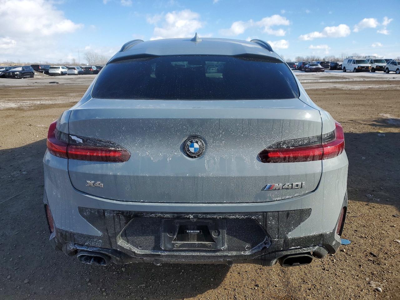 BMW X Series M40i