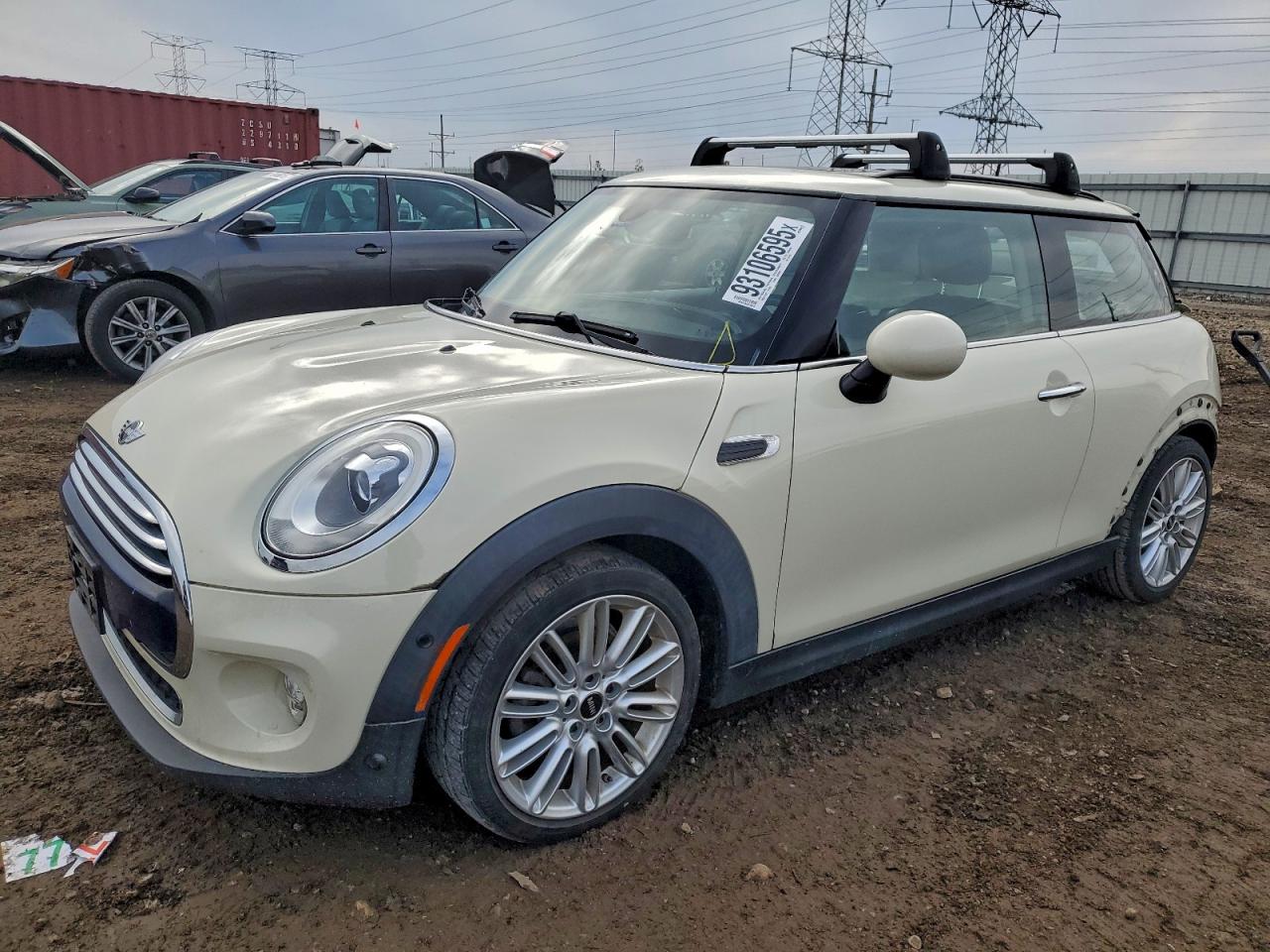 Salvage MINI Cooper Image