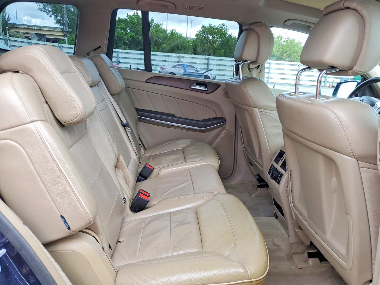 Mercedes-Benz G-Class 350 Bluetec