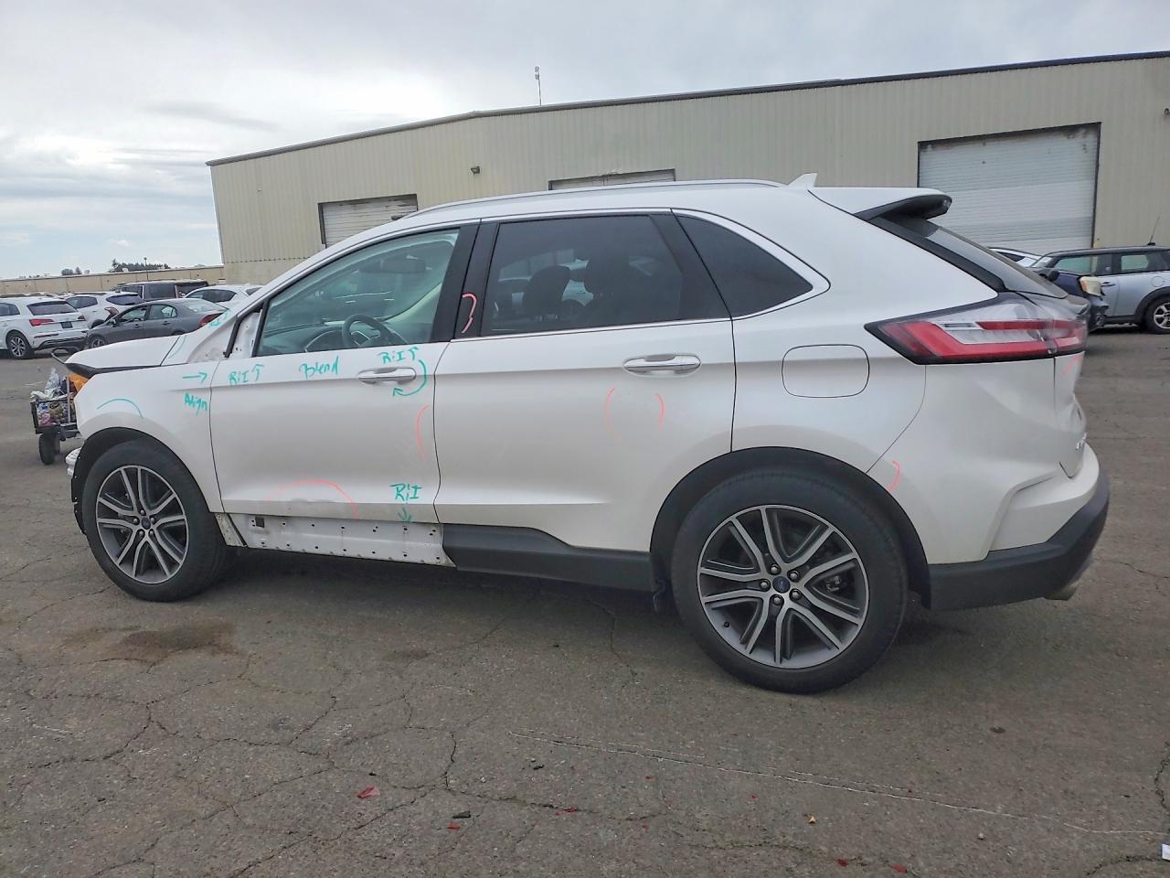 Ford Edge Titanium