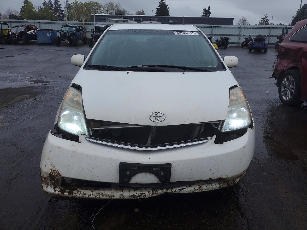 Toyota Prius Base
