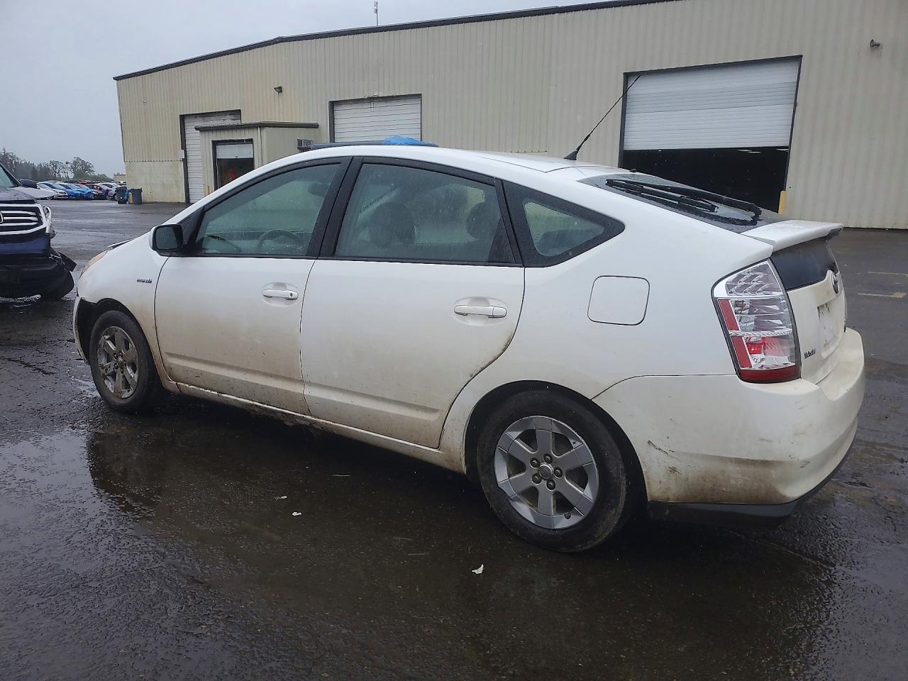 Toyota Prius Base