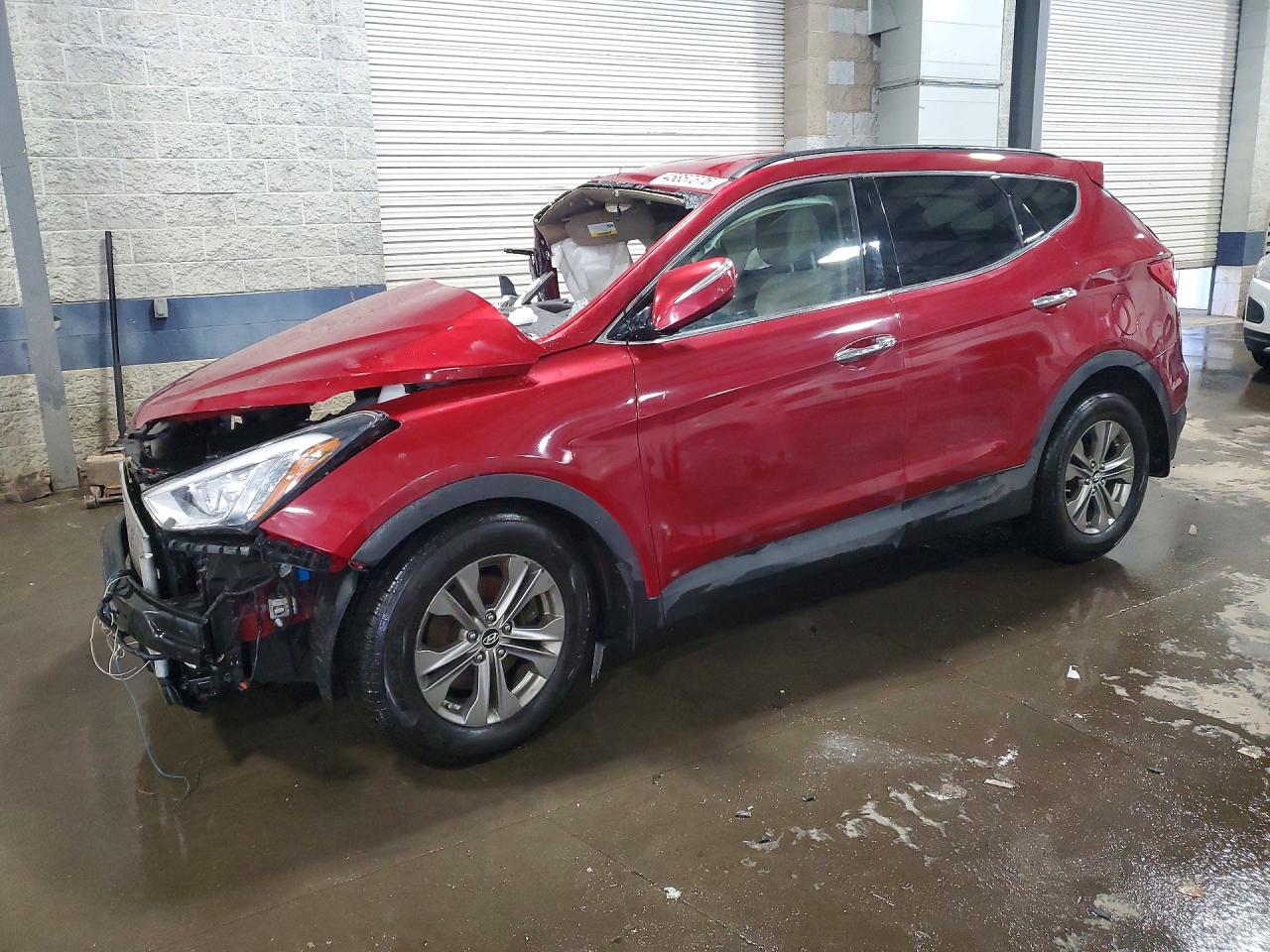 Salvage Hyundai SANTA FE Image