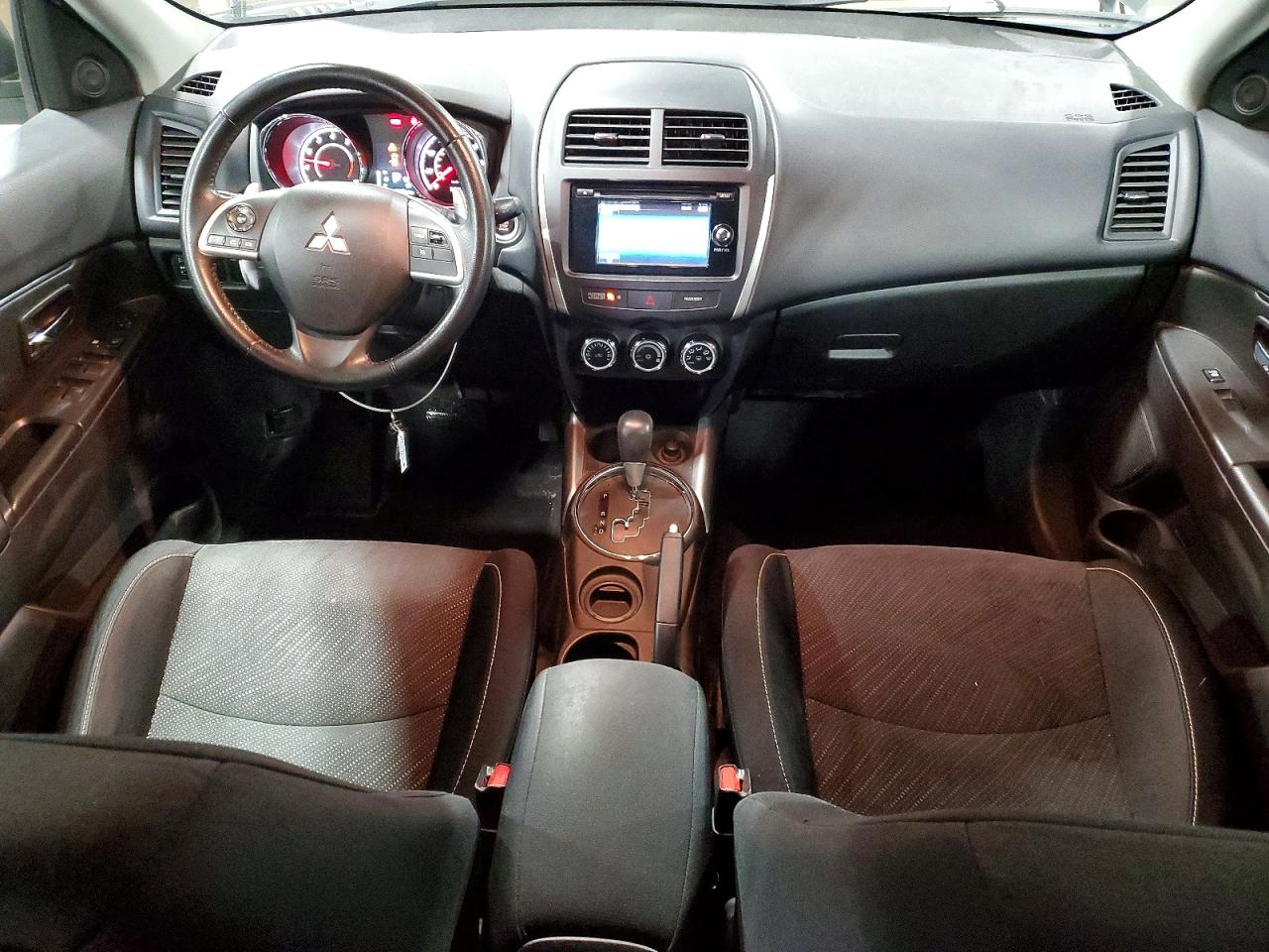 Mitsubishi Outlander Se