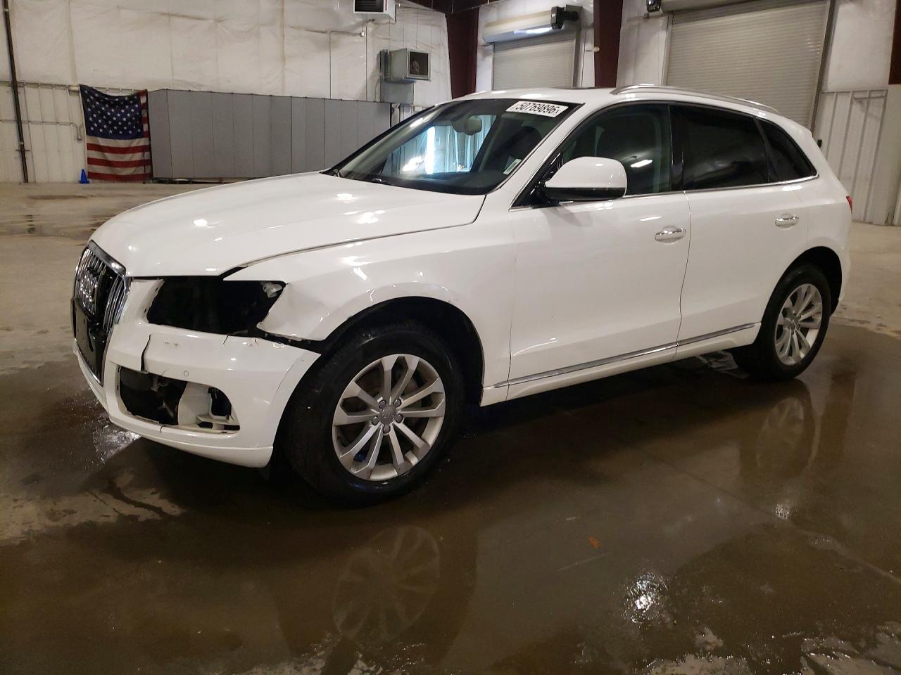 Salvage Audi Q5 Image