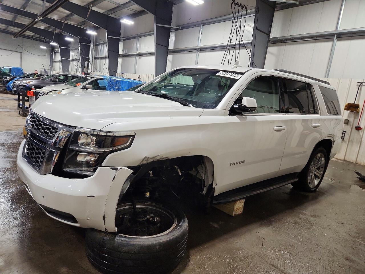 Salvage Chevrolet Tahoe Image