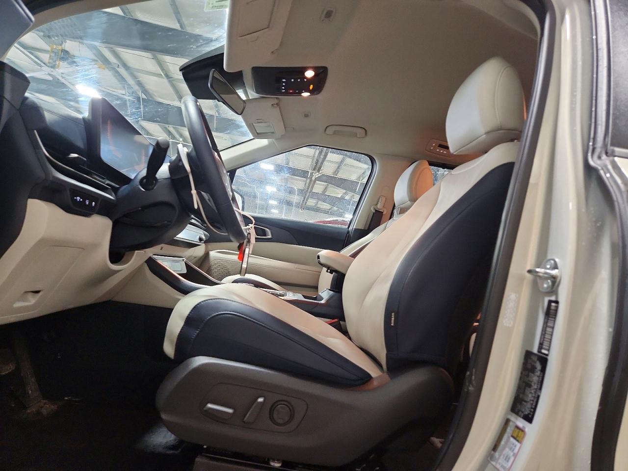Kia Carnival Ex