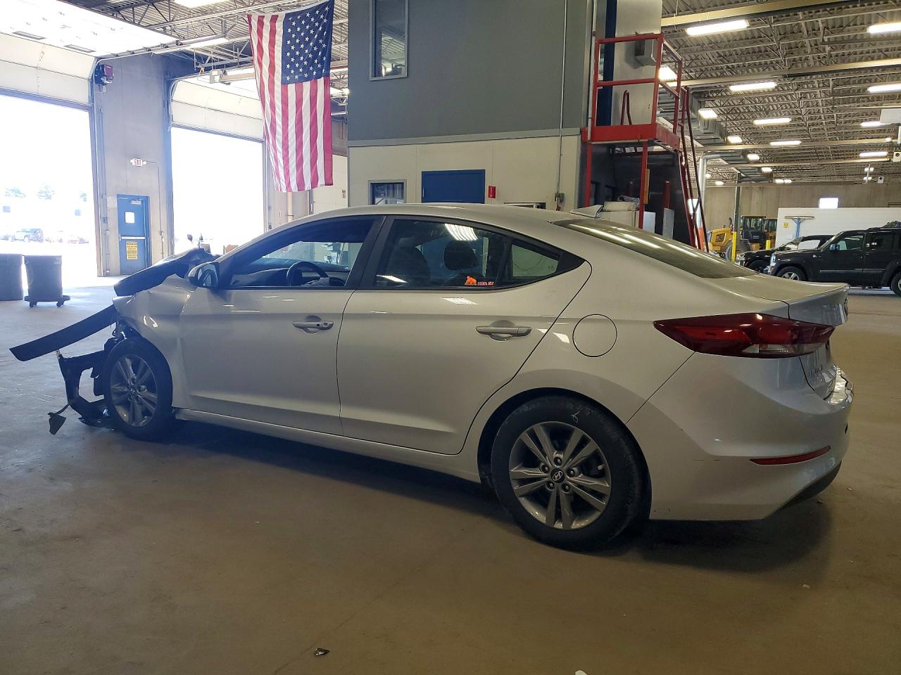 Hyundai ELANTRA Value Edition