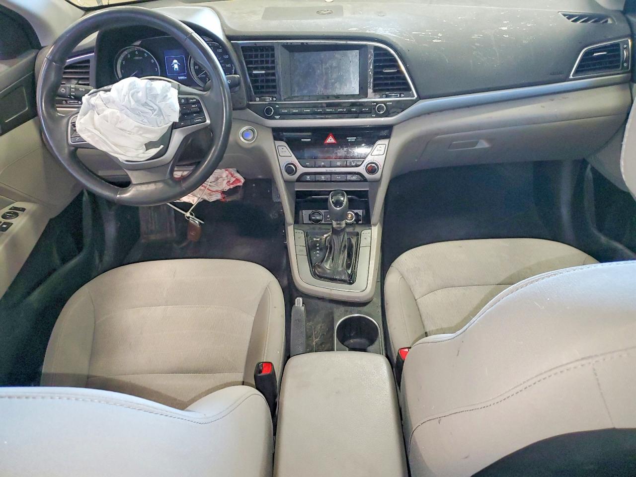 Hyundai ELANTRA Value Edition