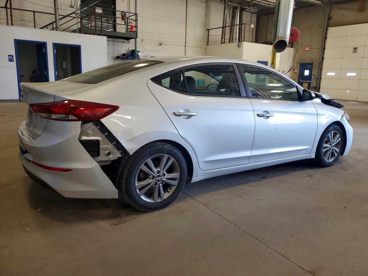 Hyundai ELANTRA Value Edition