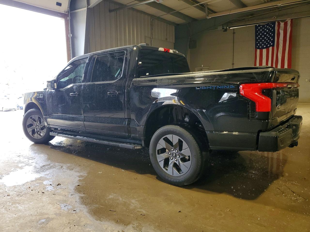 Ford F-150 Lightning Pro