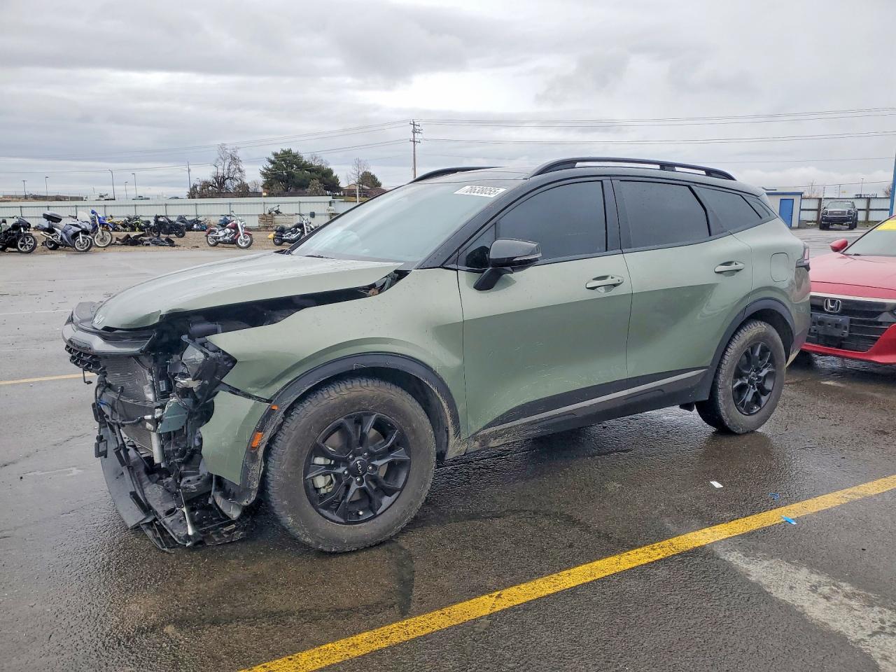 Salvage Kia Sportage Image