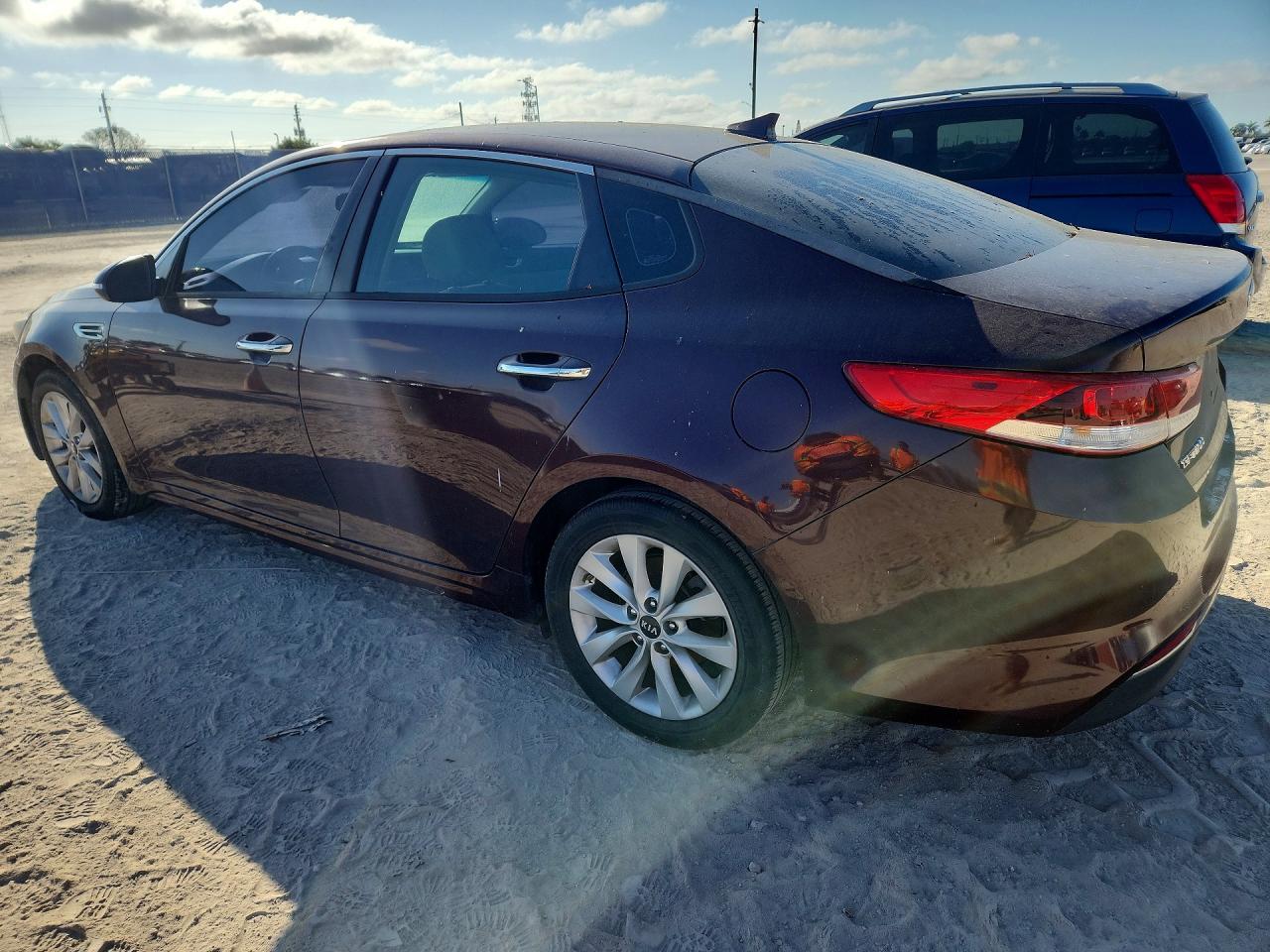 Kia Optima Lx
