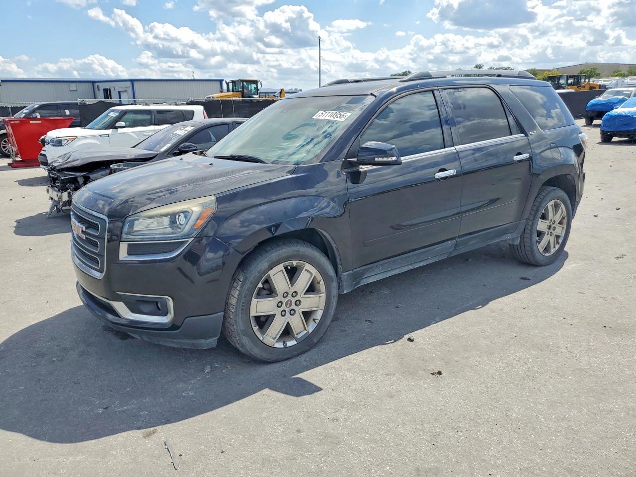 Salvage GMC Acadia Image