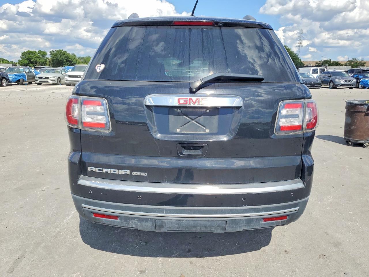GMC Acadia Slt-2
