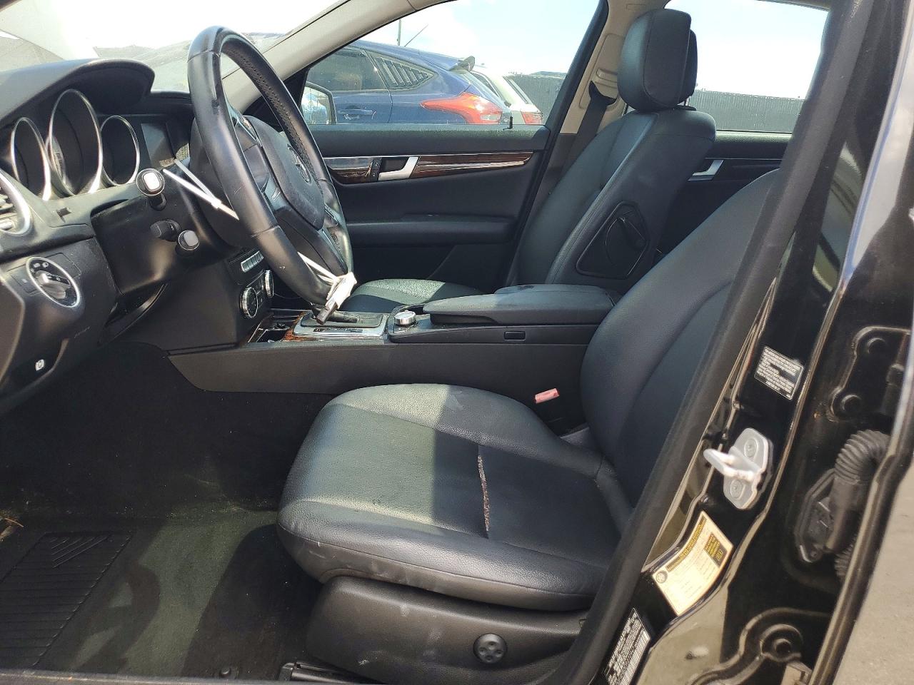 Mercedes-Benz C-Class 250