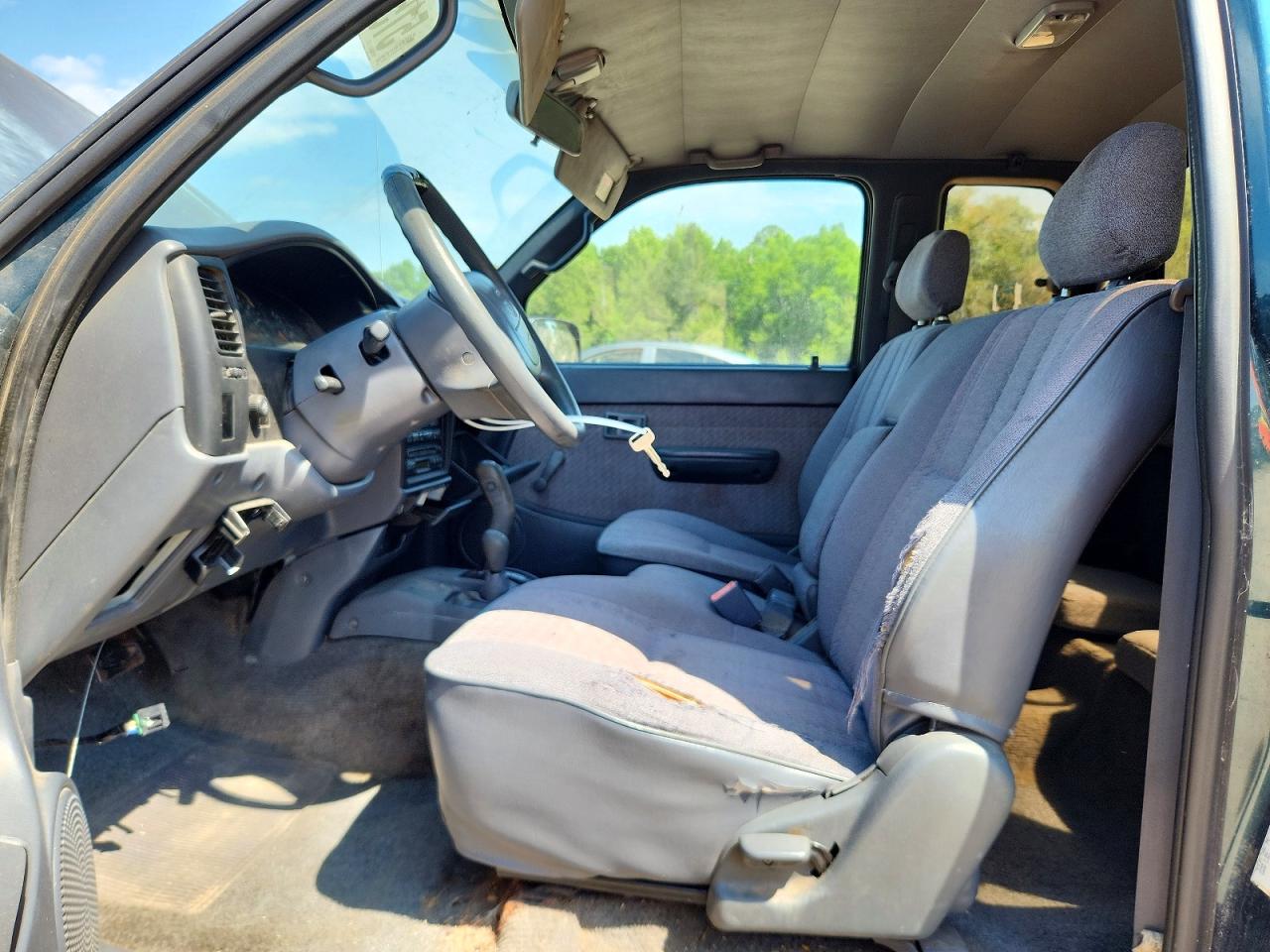 Toyota Tacoma Xtracab