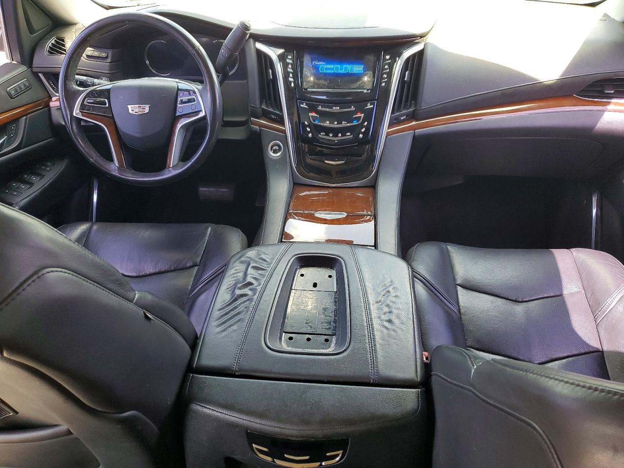Cadillac Escalade Esv Luxury