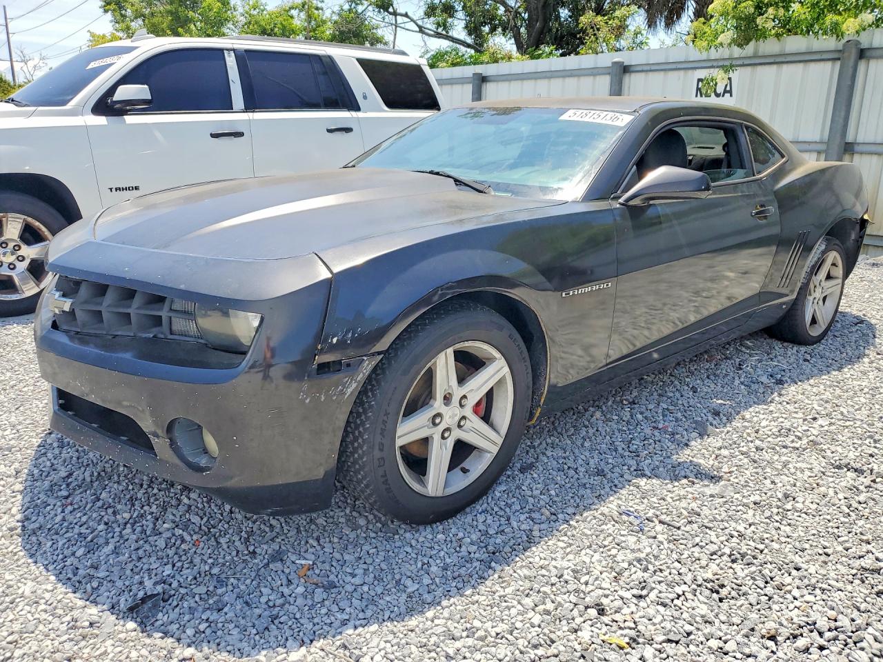 Salvage Chevrolet Camaro Image