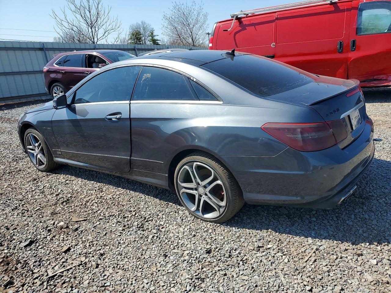 Mercedes-Benz E-Class 550