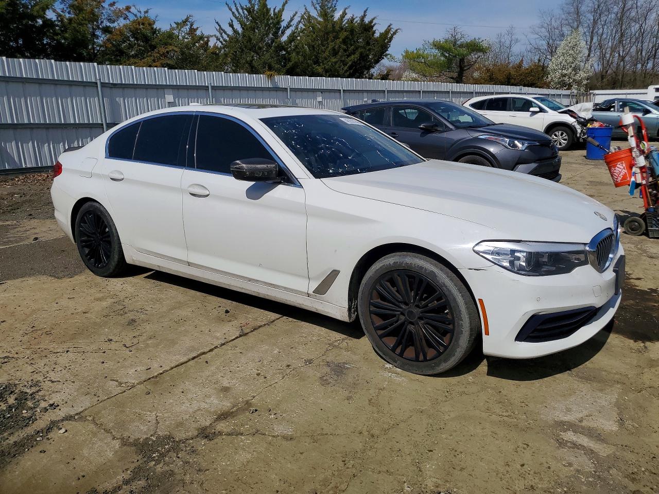 BMW 5 Series Xi