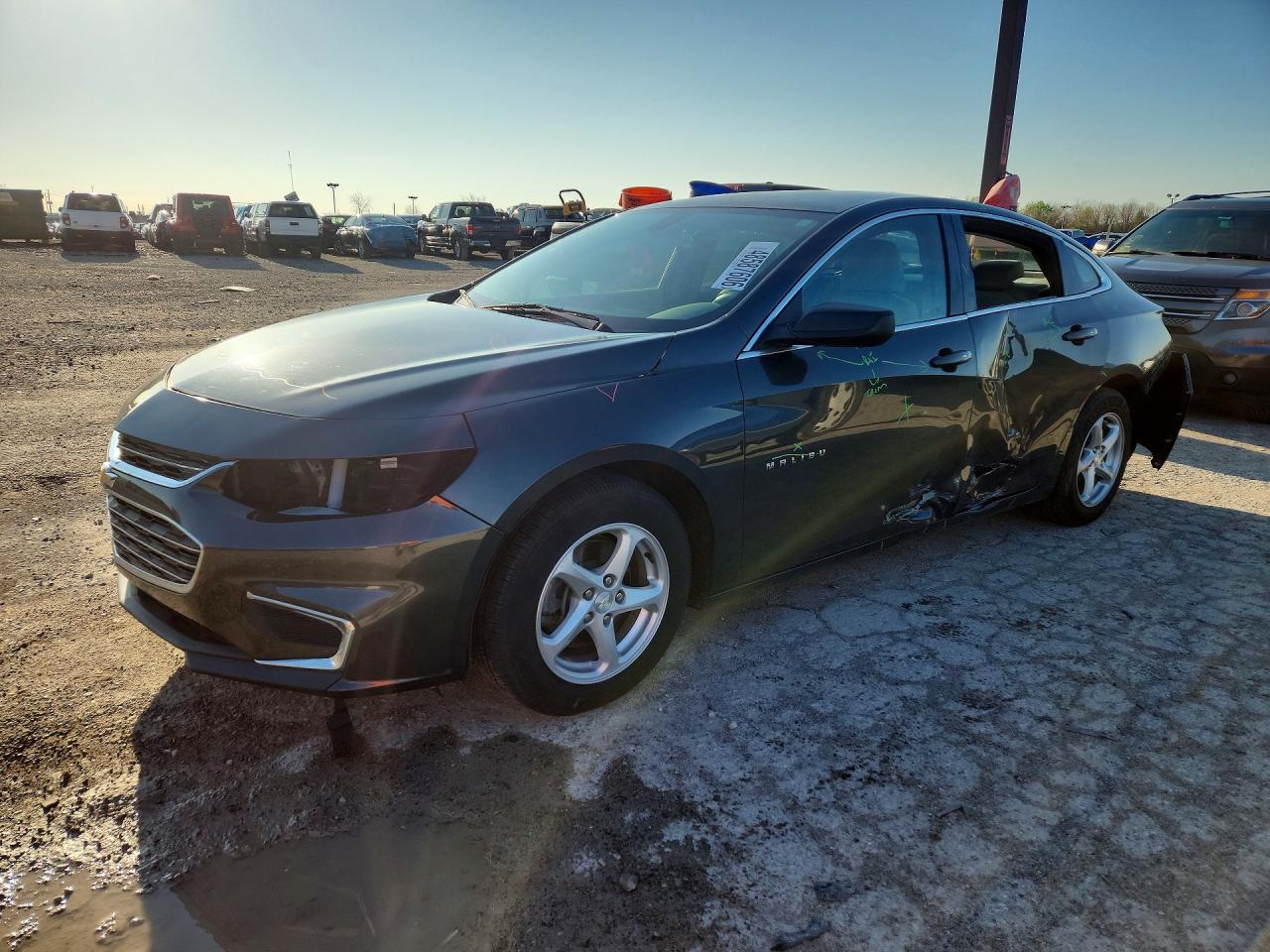 Salvage Chevrolet Malibu Image