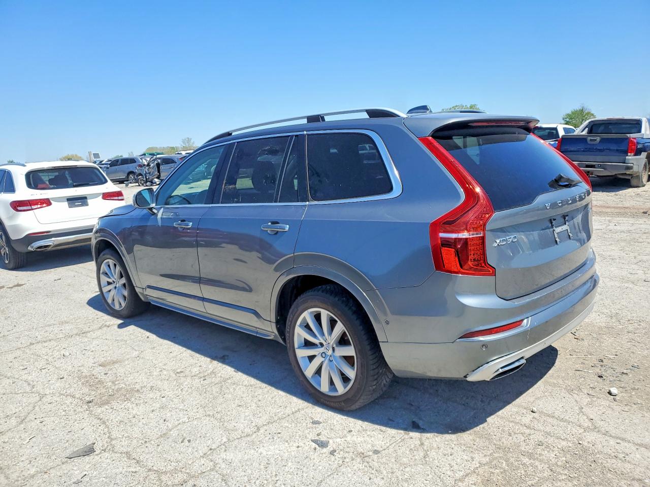 Volvo XC90 T6