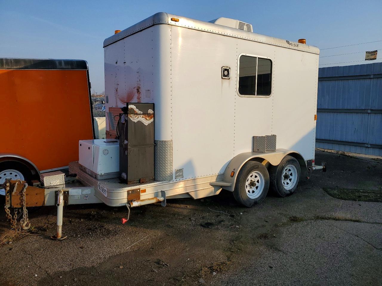 Feathrlite Trailer