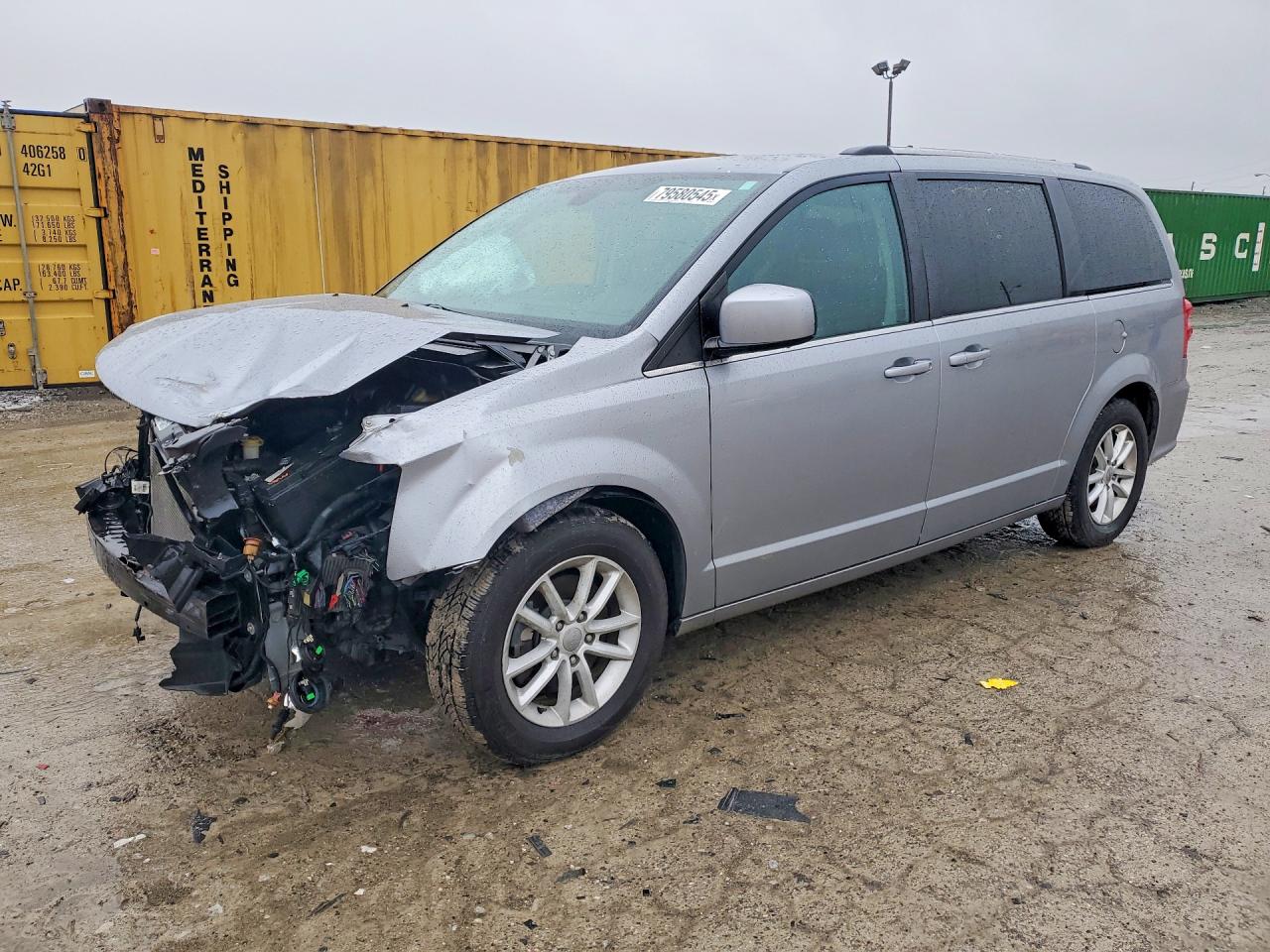 Salvage Dodge Caravan Image