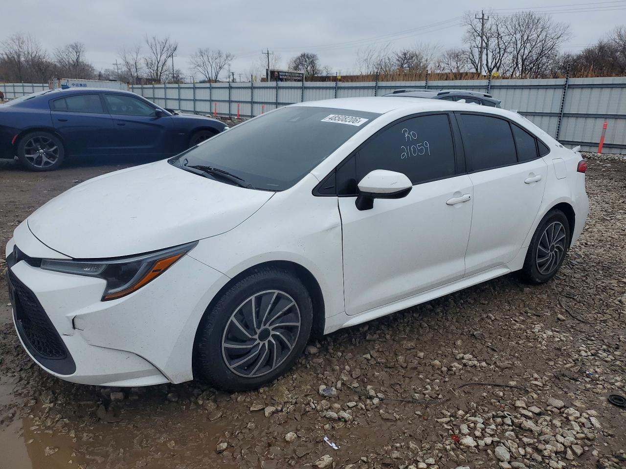Salvage Toyota Corolla Image
