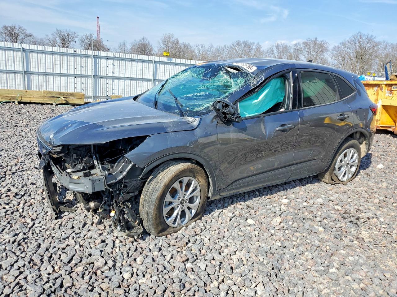 Salvage Ford Escape Image