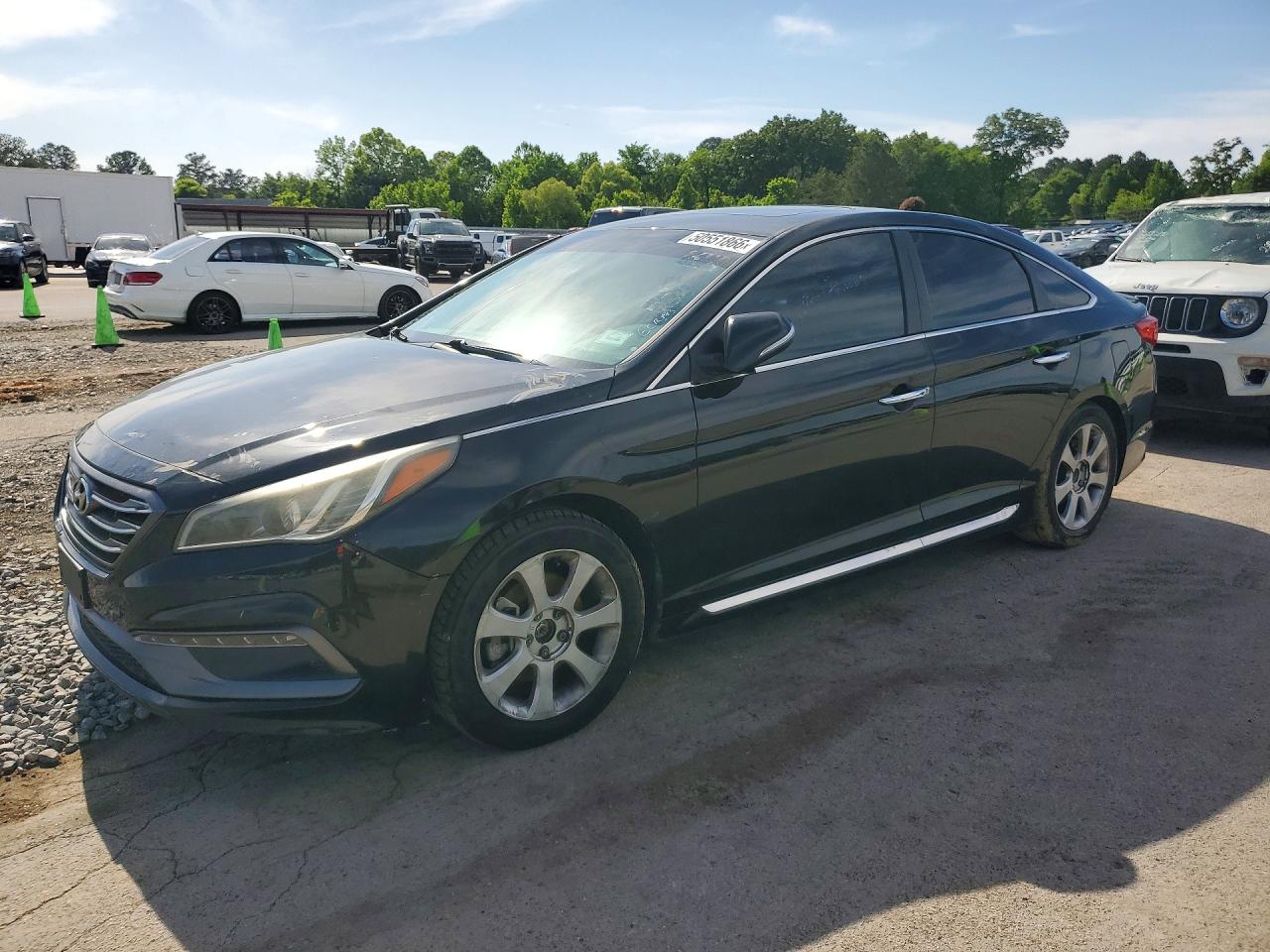 Salvage Hyundai SONATA Image