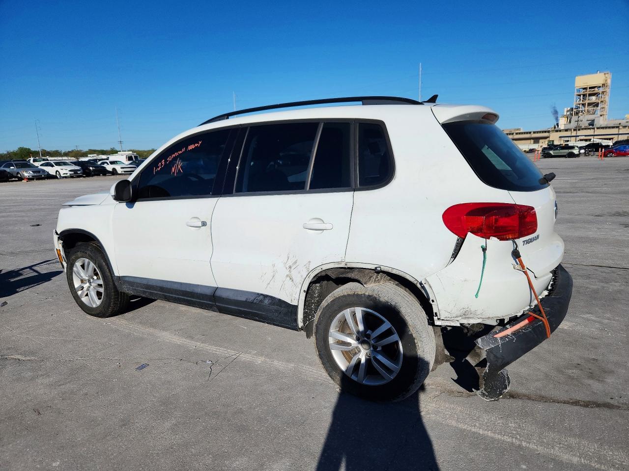 Volkswagen Tiguan S