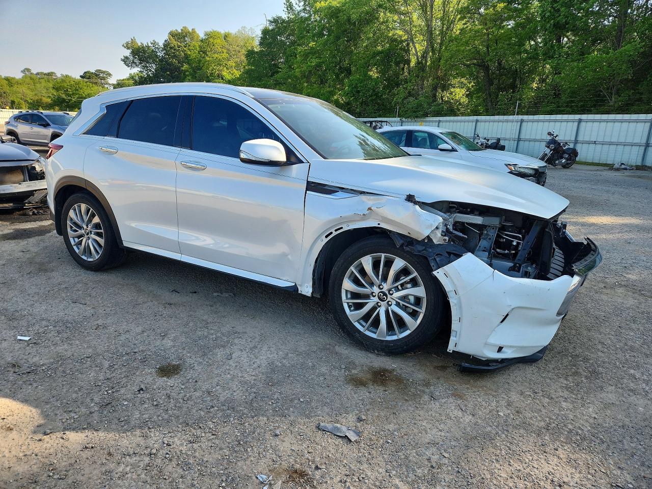INFINITI Qx Luxe