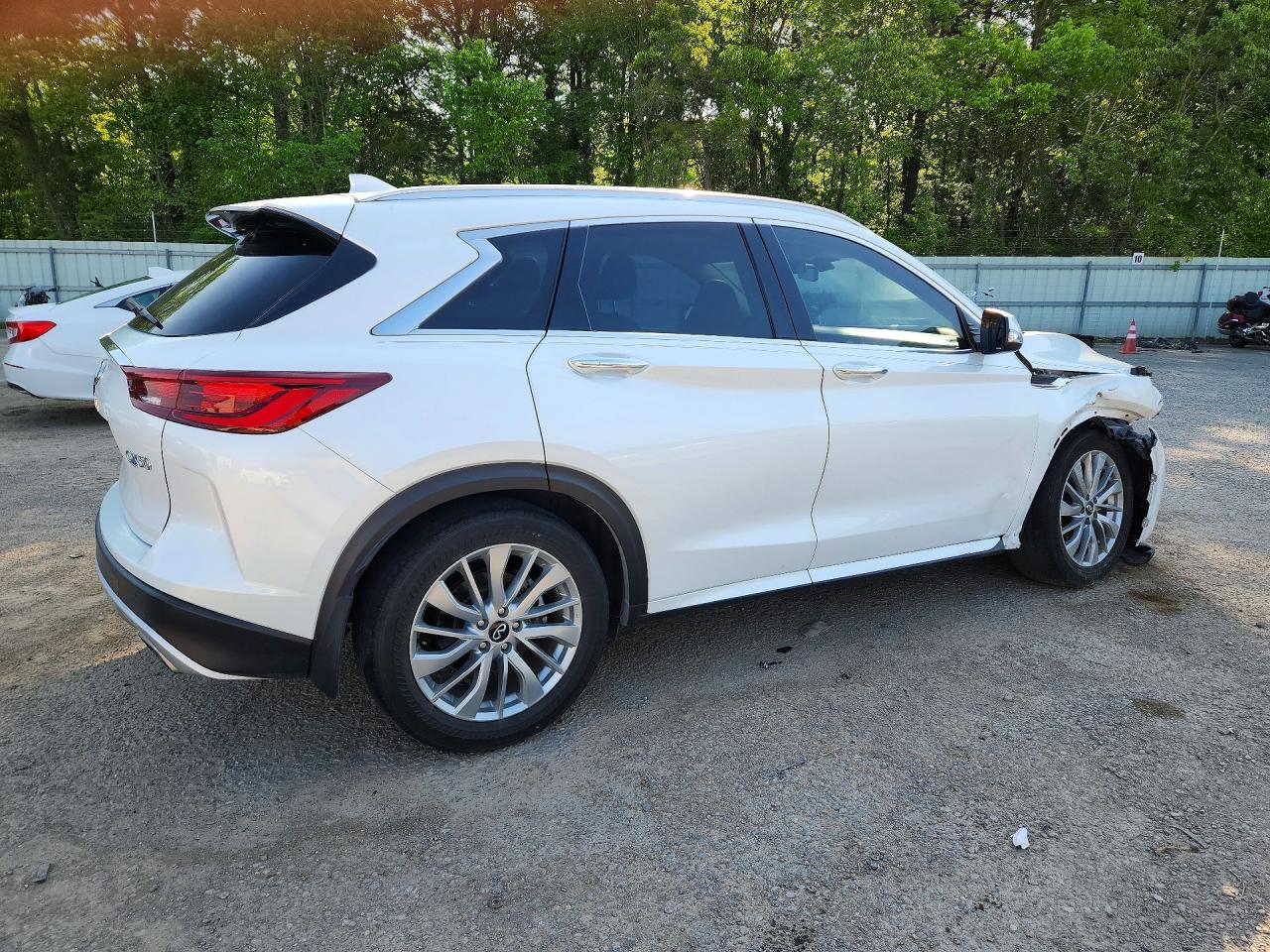 INFINITI Qx Luxe