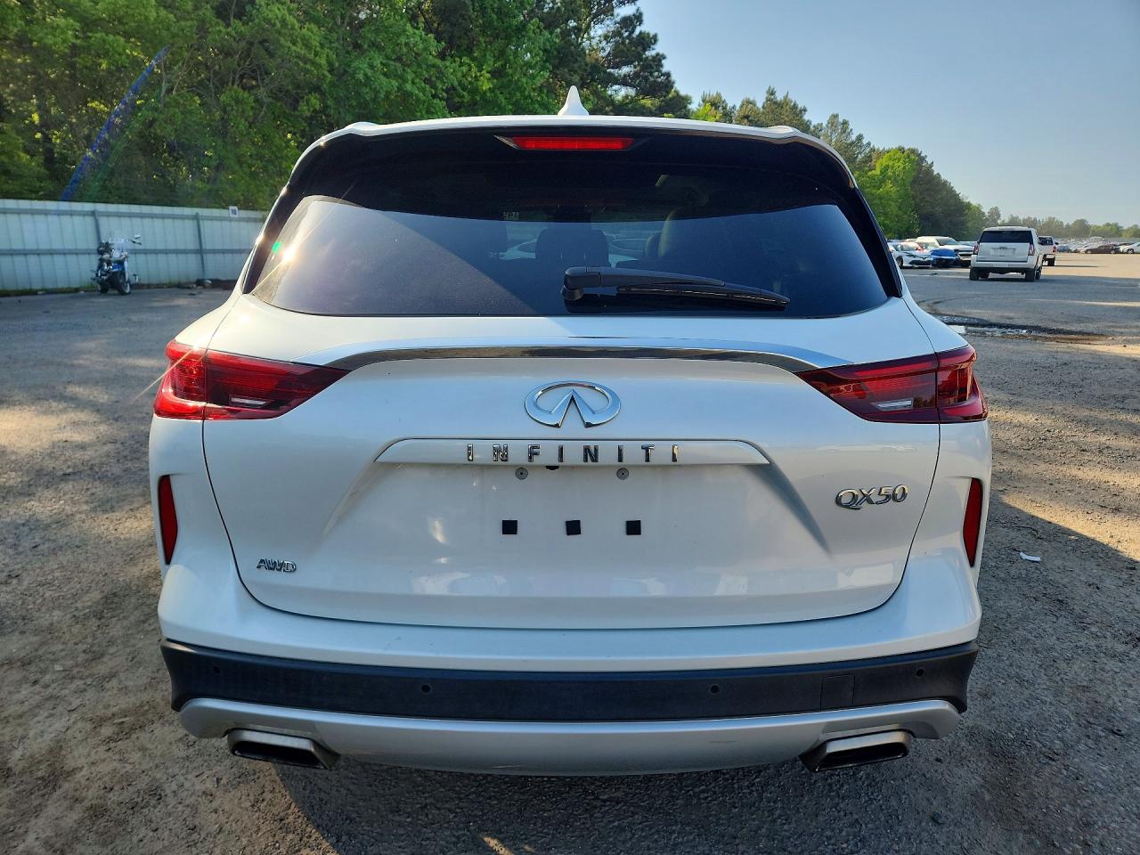 INFINITI Qx Luxe