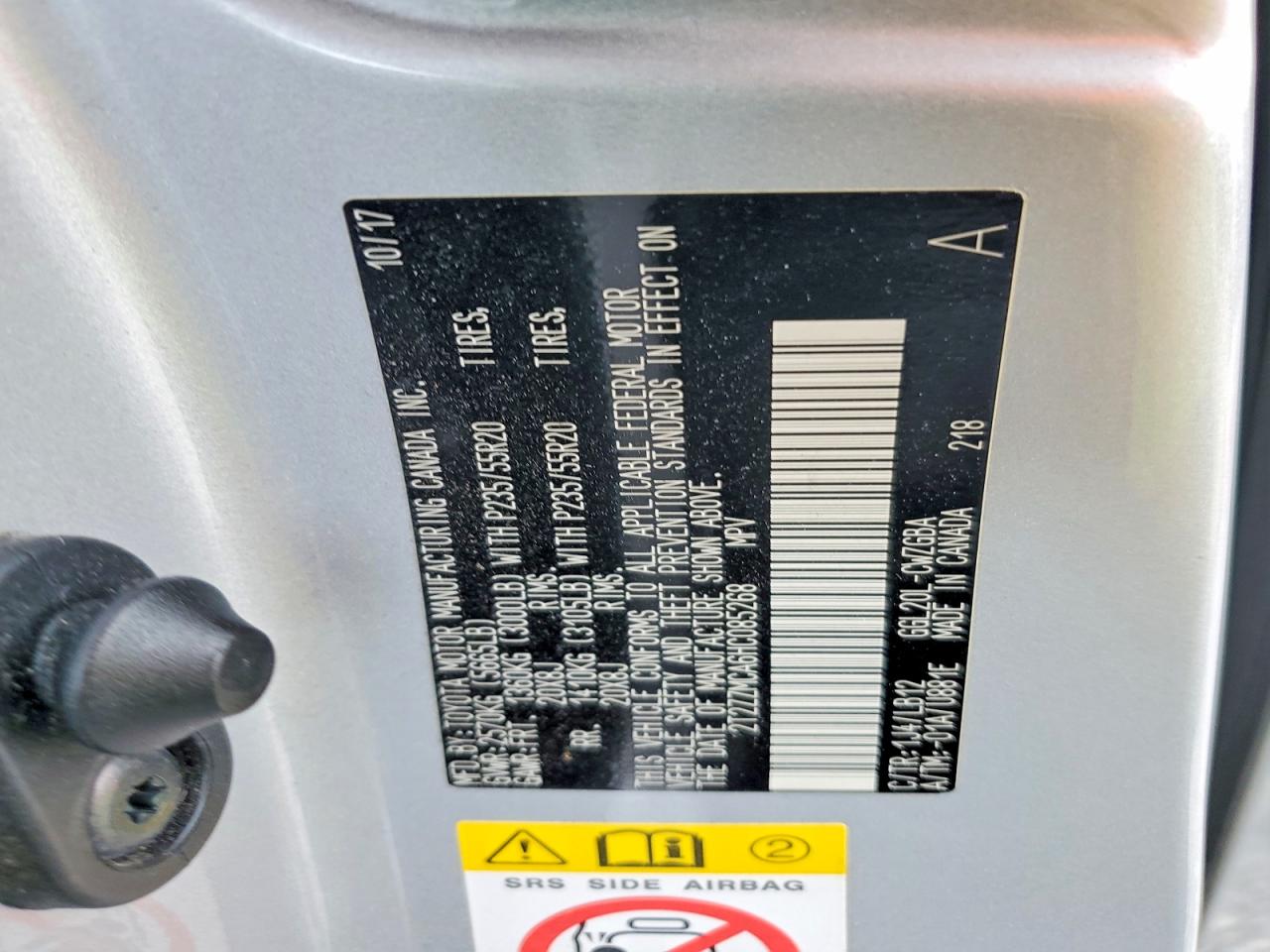 Lexus RX Base