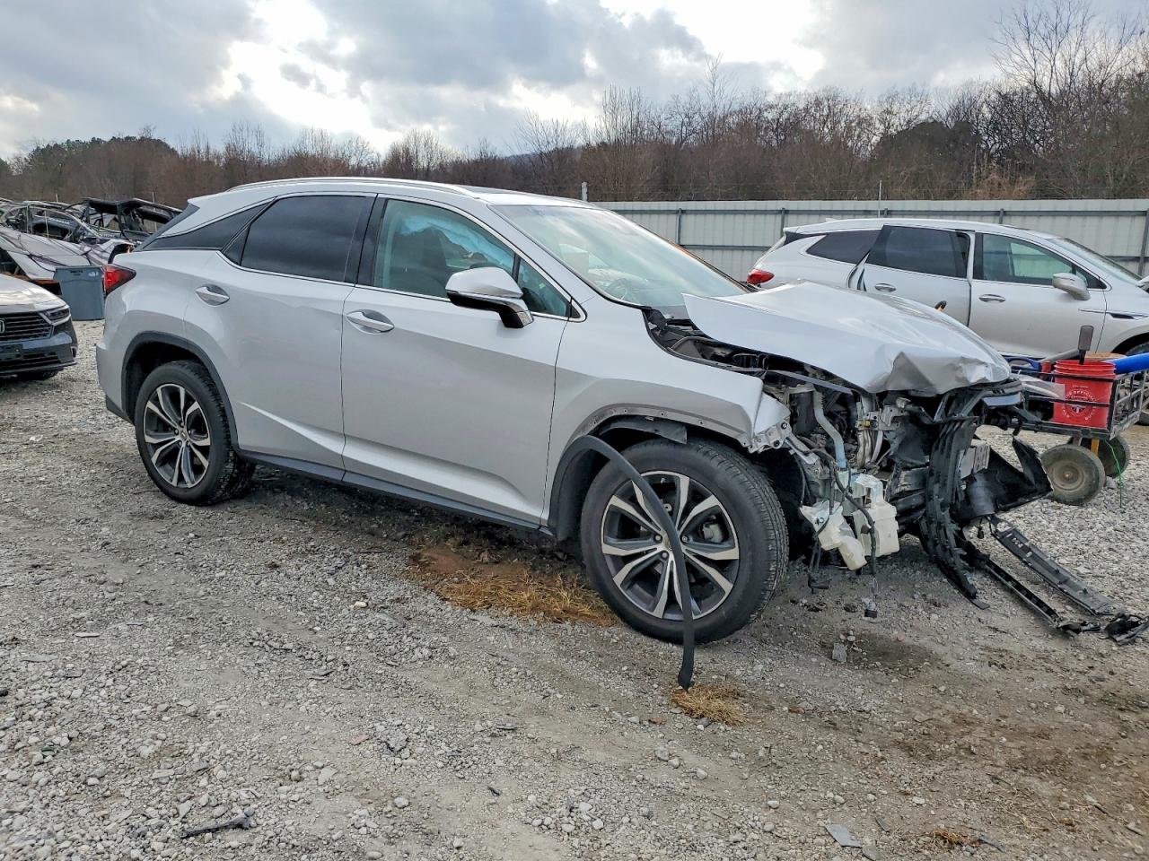 Lexus RX Base