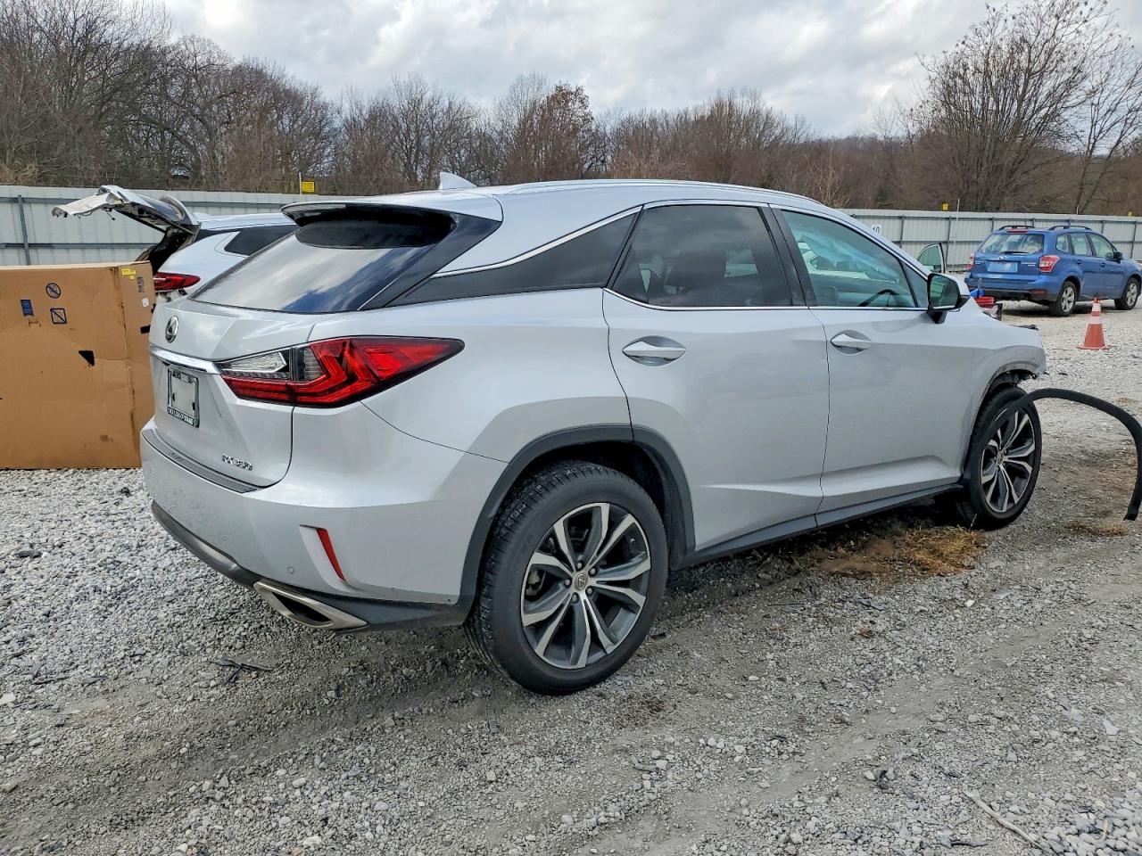 Lexus RX Base