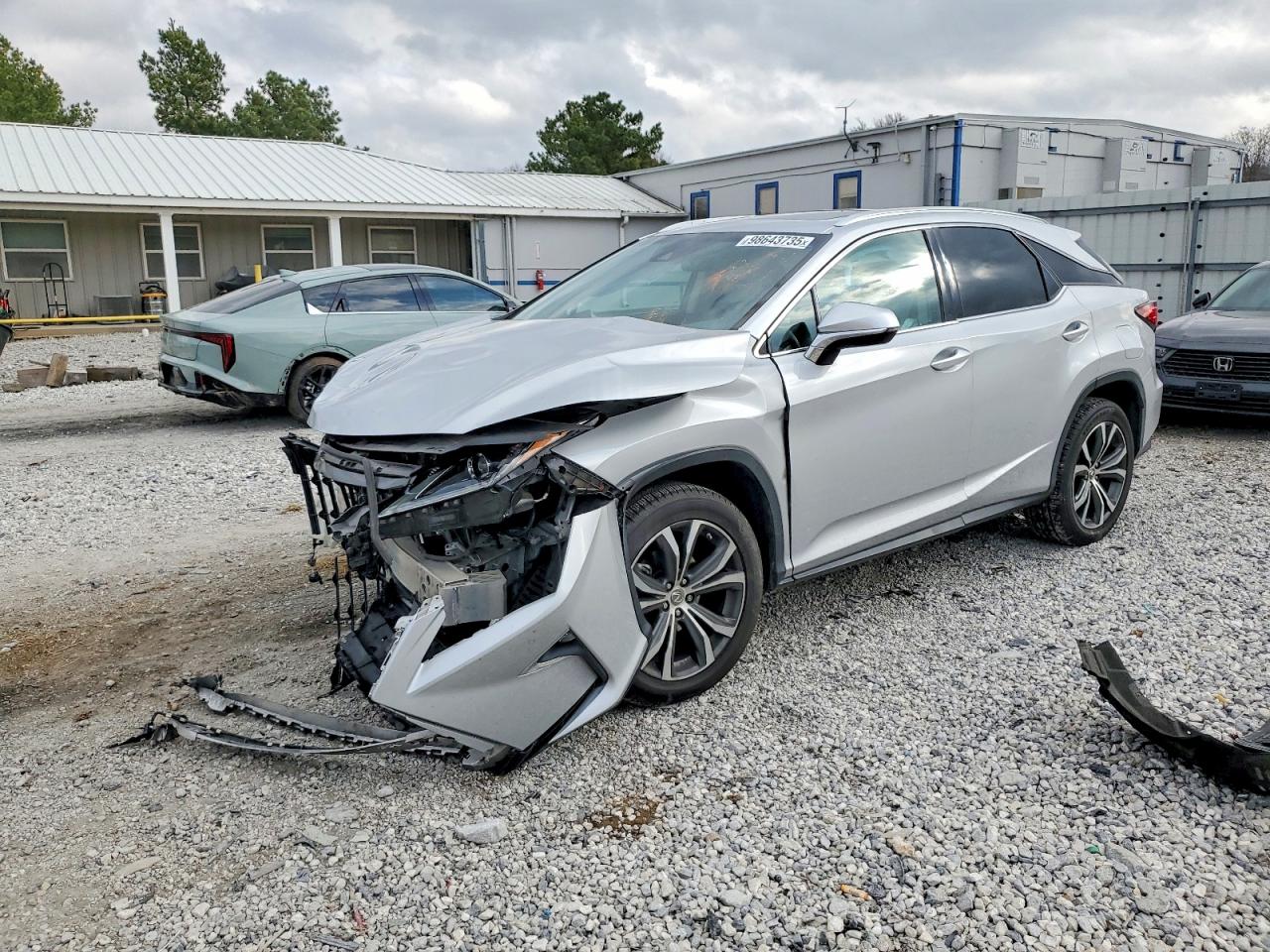 Salvage Lexus RX Image