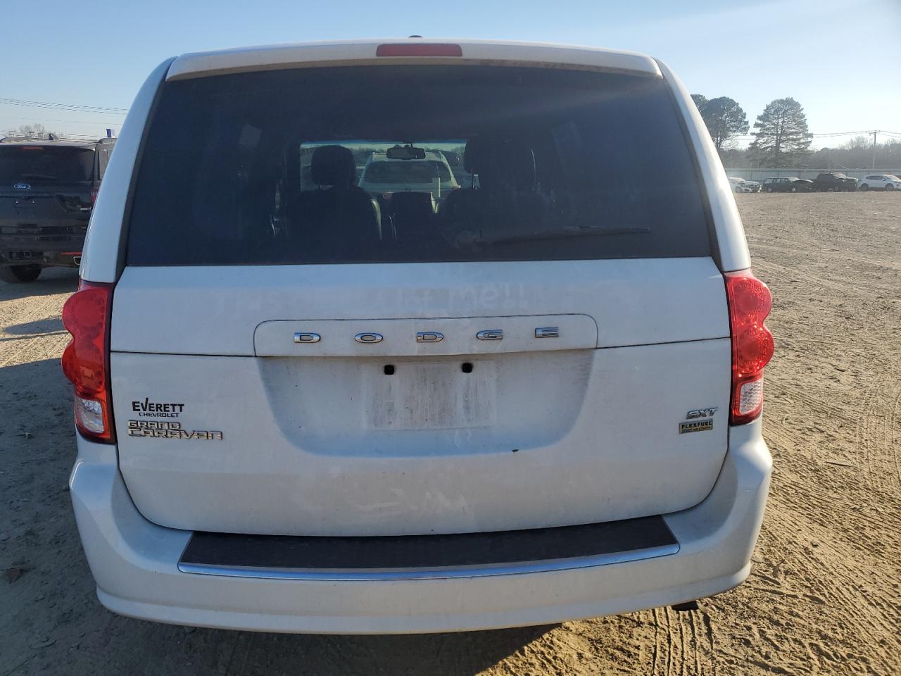 Dodge Caravan Sxt