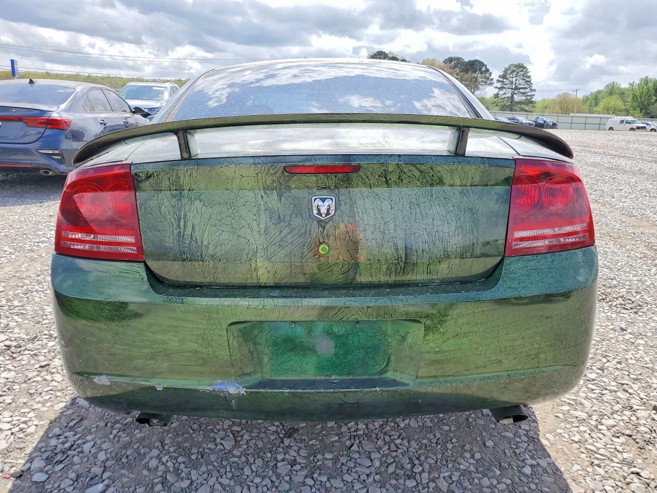 Dodge Charger Se