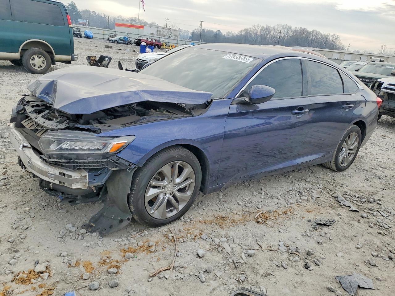 Salvage Honda Accord Image