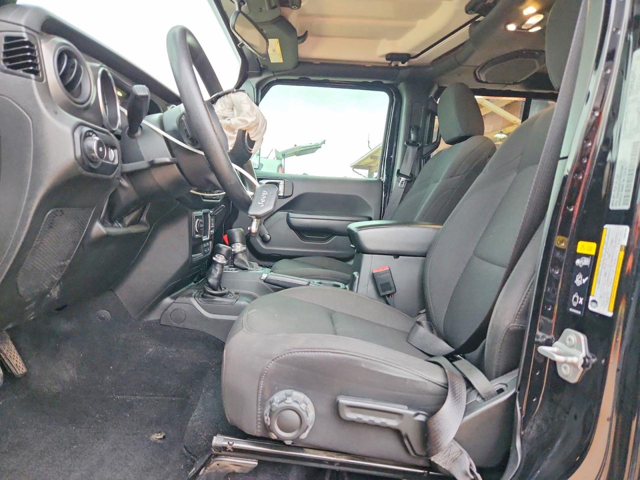 Jeep Wrangler Sport