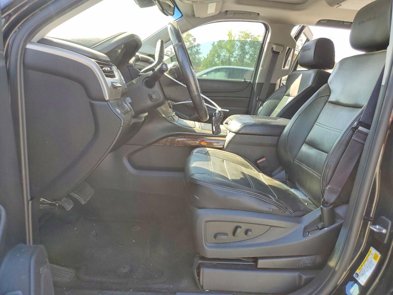 GMC Yukon Denali