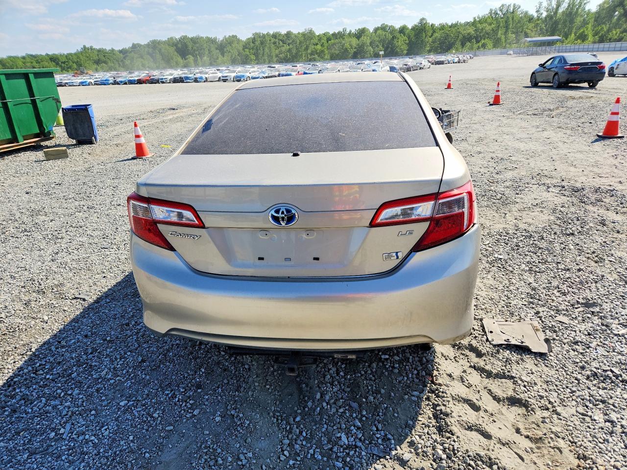 Toyota Camry Le