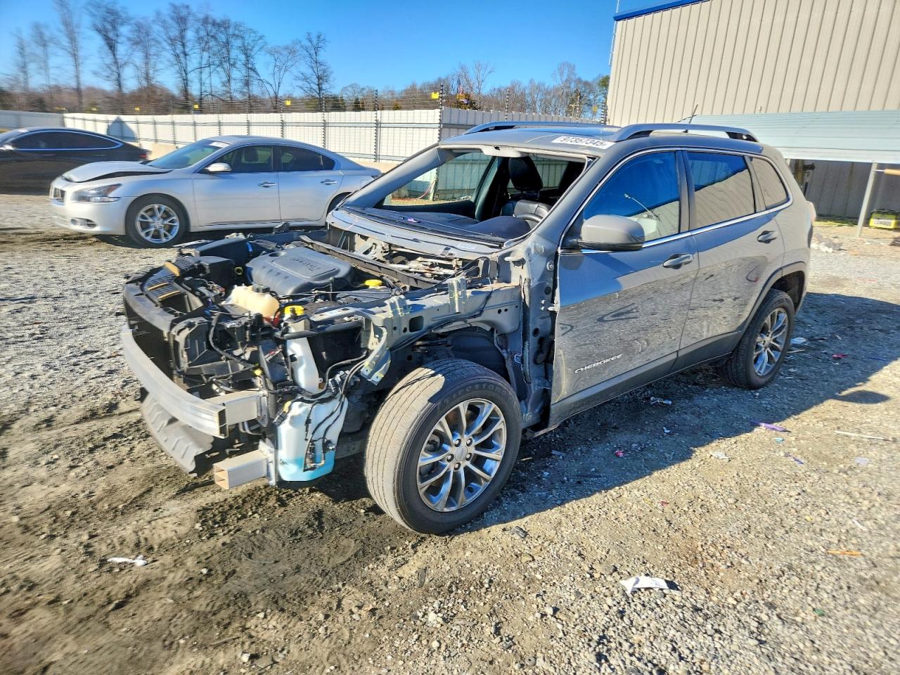 Salvage Jeep Grand Cherokee Image