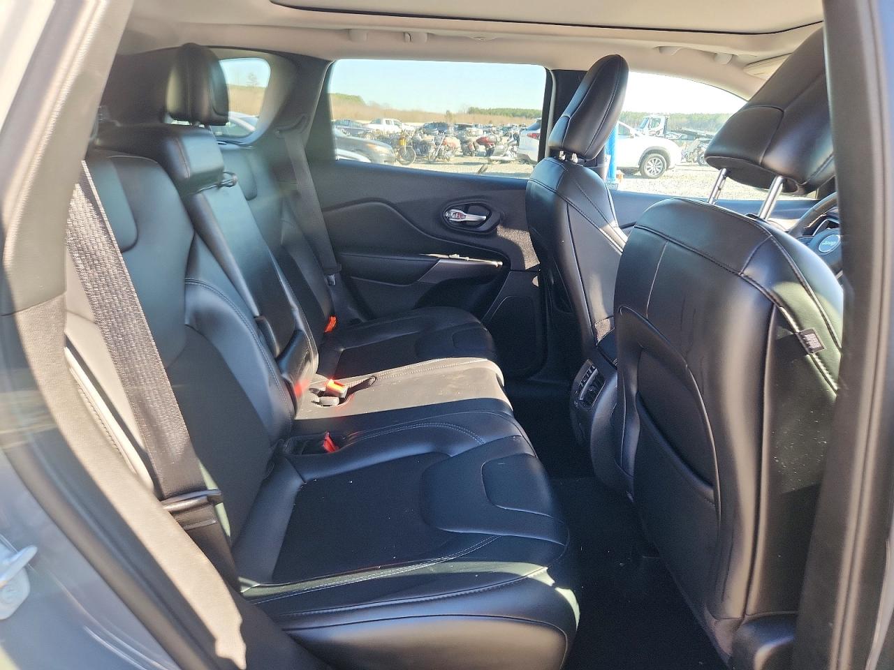 Jeep Grand Cherokee Latitude Plus