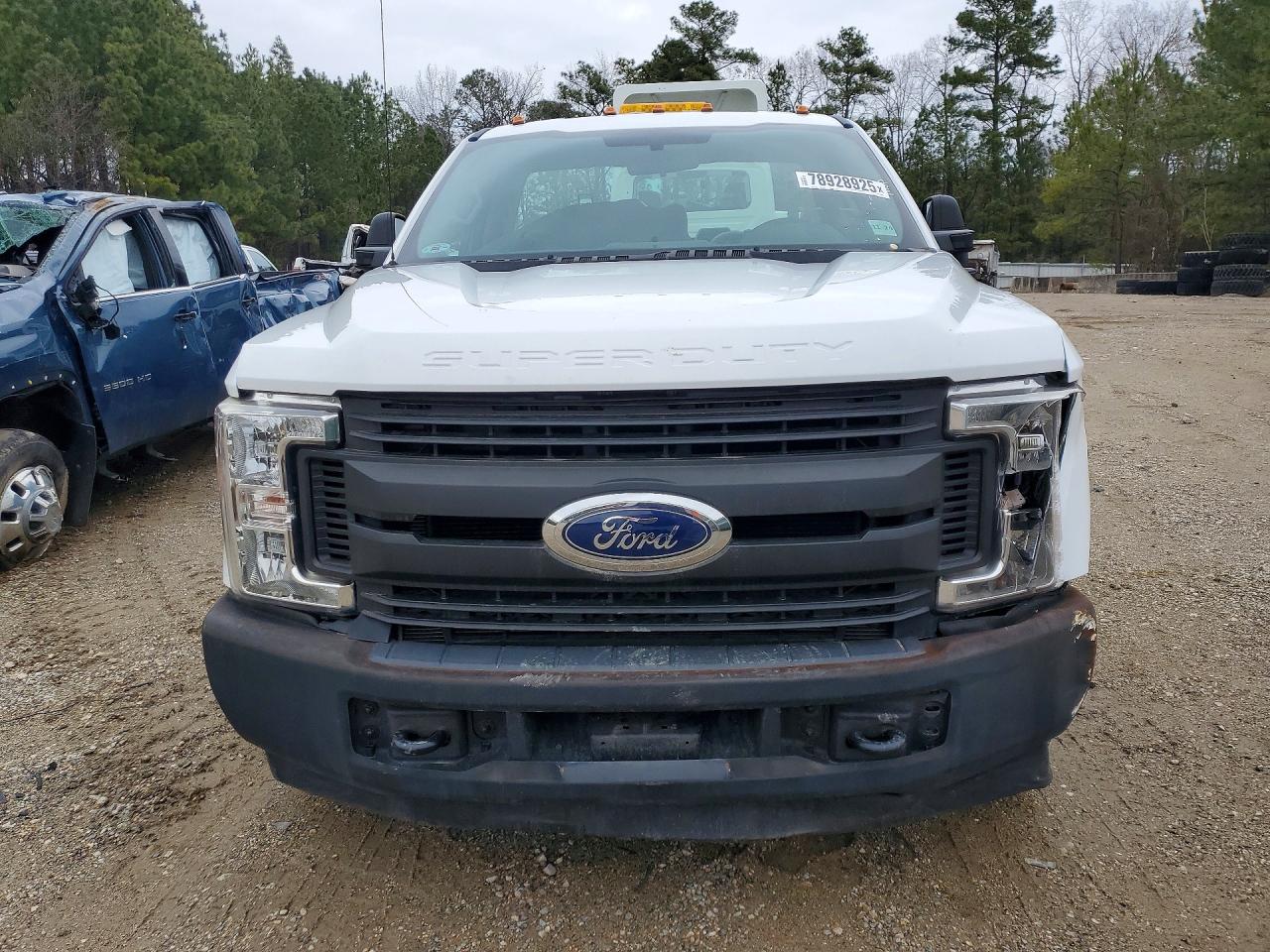 Ford F-350 Super Duty